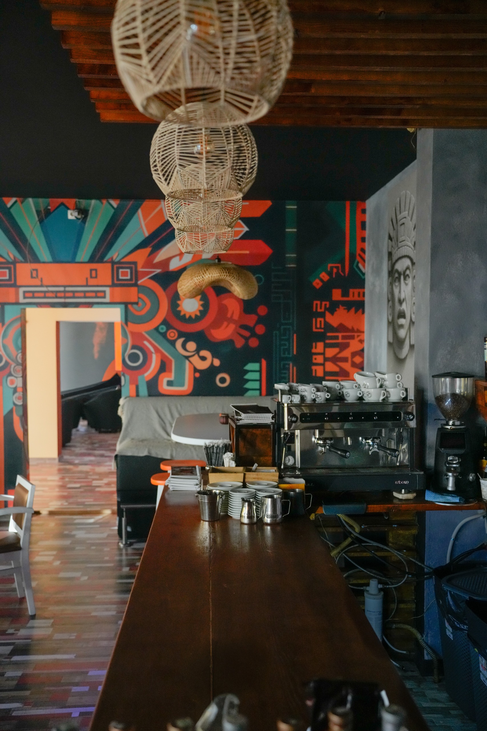 Mobilier si design Aztek Caffe